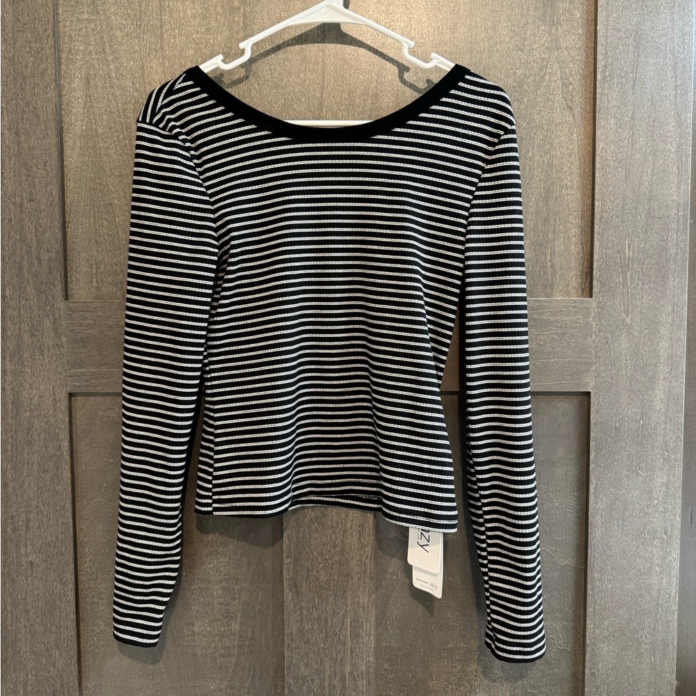 NWT Dazy Black and White Striped Women's Top